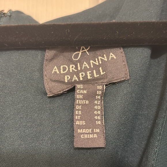 Adrianna Papell green dress. Size 10. - Picture 4 of 4